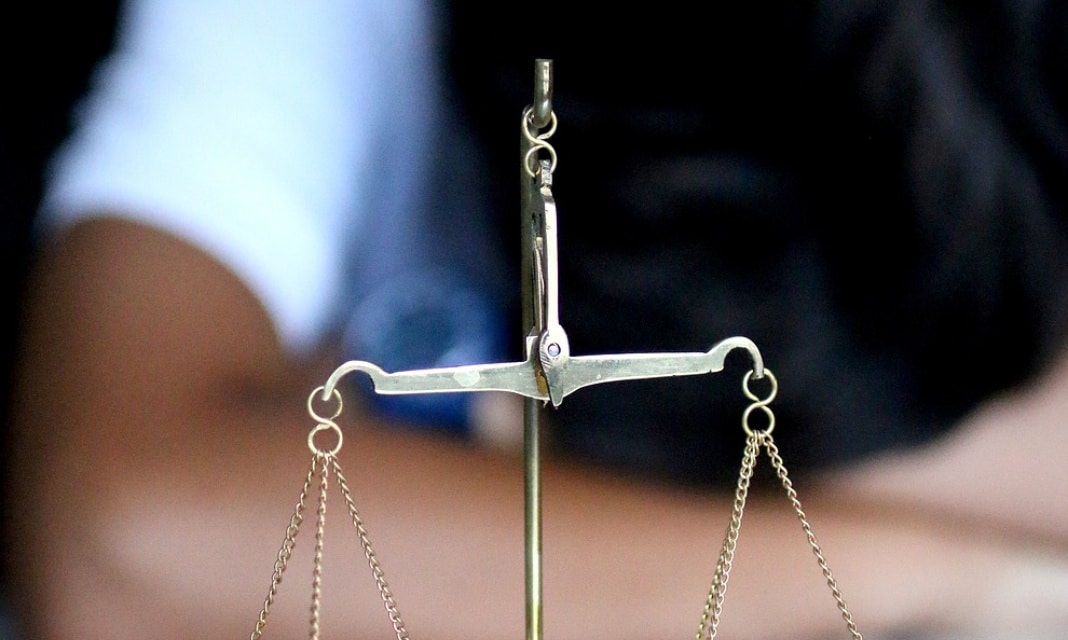 Czy radca prawny może udzielić substytucji adwokatowi?